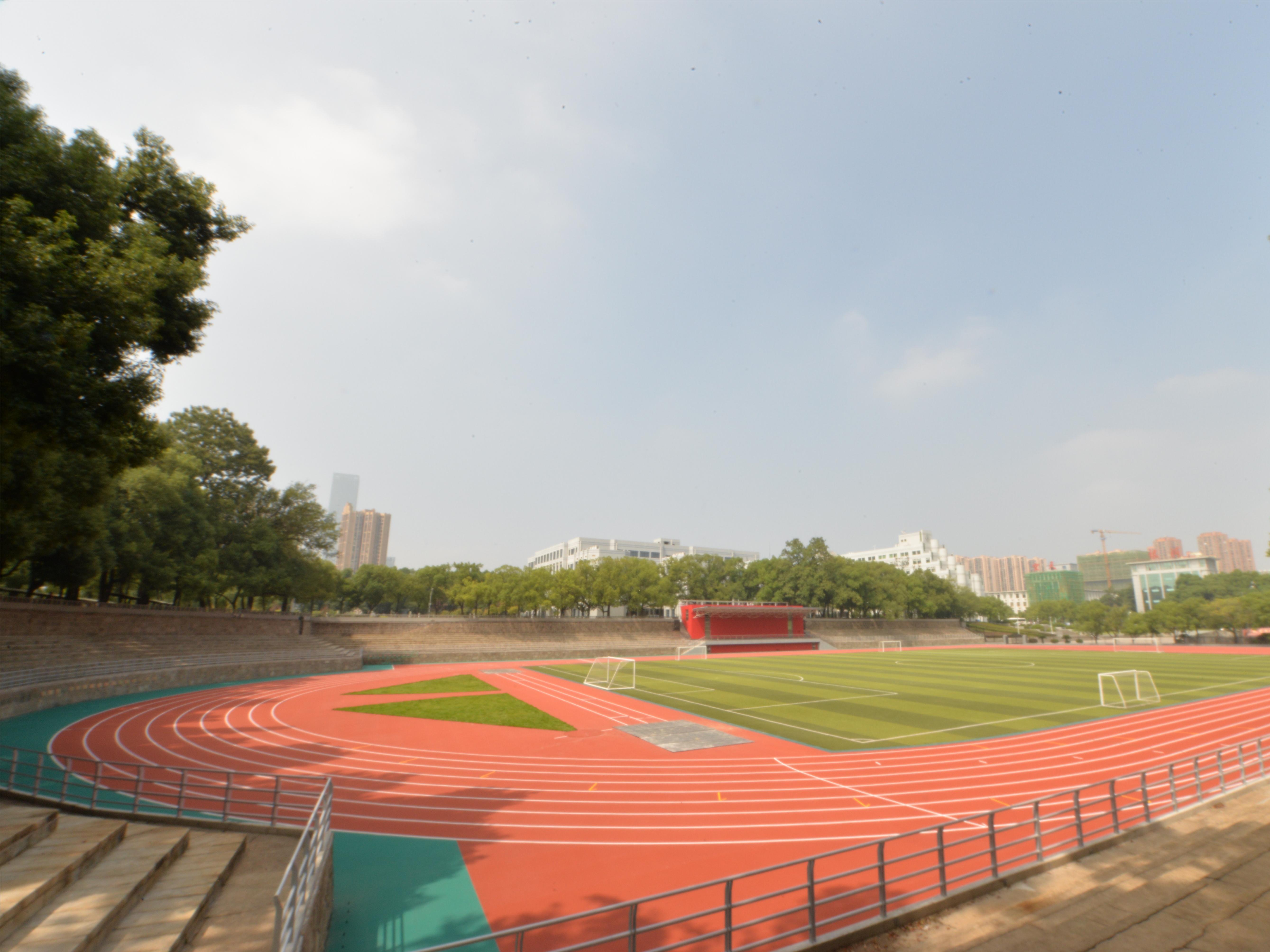 Universiti Teknologi Pertahanan Kebangsaan, Changsha, Hunan